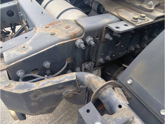 日野プロフィアトレーラーヘッド（トラクターヘッド）大型（10t）[写真10]