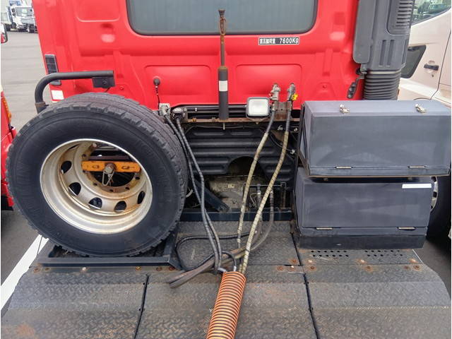 日野プロフィアトレーラーヘッド（トラクターヘッド）大型（10t）[写真06]