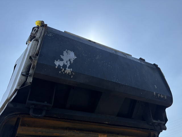 三菱ふそうキャンターパッカー車（塵芥車）小型（2t・3t）[写真20]