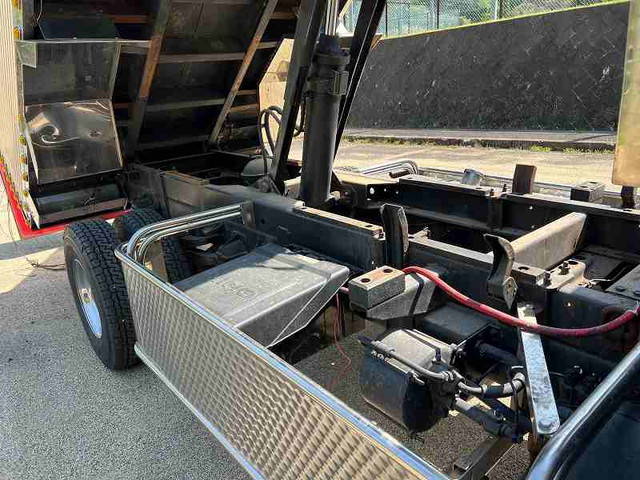 日野レンジャー深ダンプ（土砂禁ダンプ）中型（4t）[写真18]