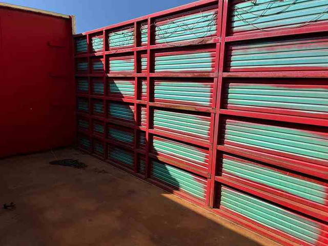 日野レンジャー深ダンプ（土砂禁ダンプ）中型（4t）[写真07]