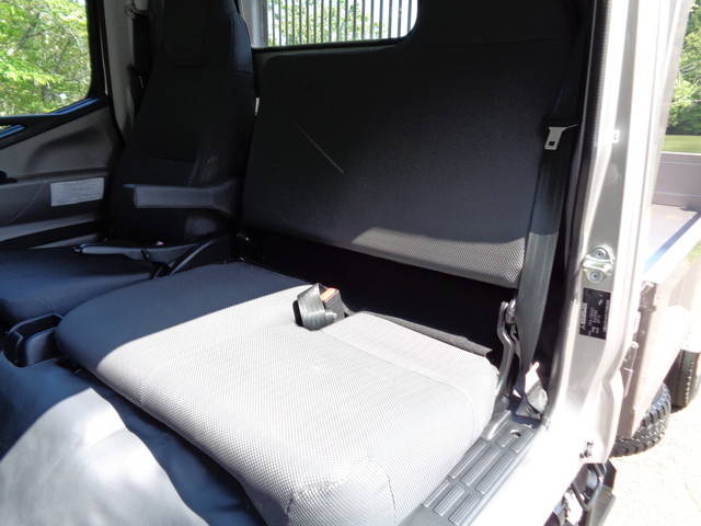 三菱ふそうキャンターダンプ小型（2t・3t）[写真19]