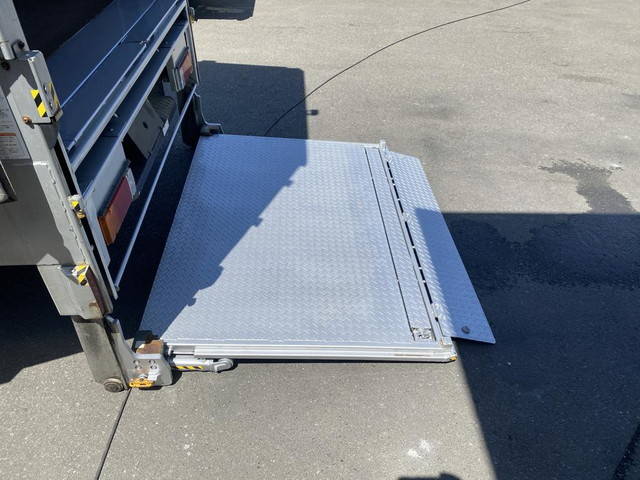 トヨタその他の車種パネルバン小型（2t・3t）[写真06]