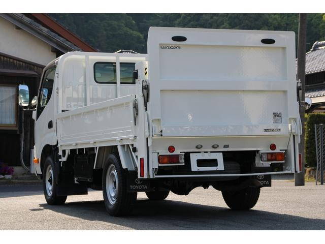 トヨタトヨエース平ボディ小型（2t・3t）[写真02]