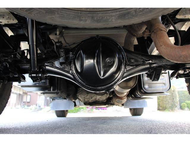 トヨタトヨエース平ボディ小型（2t・3t）[写真20]