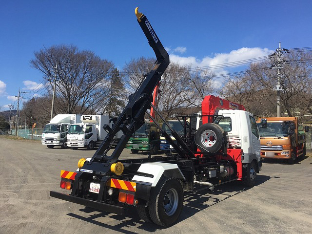 三菱ふそうファイターアームロール中型（4t）[写真02]