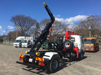 三菱ふそうファイターアームロール中型（4t）[写真02]