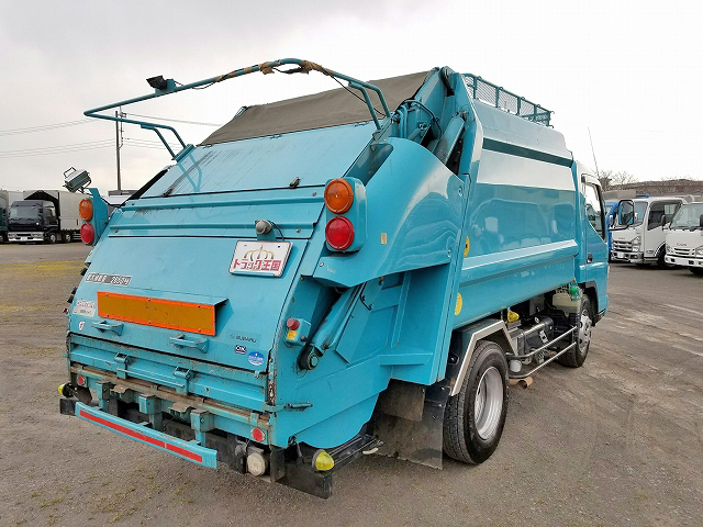 三菱ふそうキャンターパッカー車（塵芥車）小型（2t・3t）[写真02]