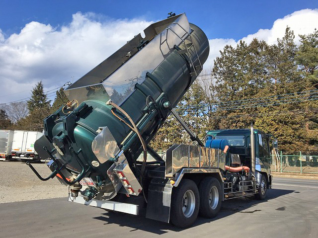 三菱ふそうスーパーグレート汚泥吸引車大型（10t）[写真02]