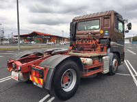 UDトラックスクオントレーラーヘッド（トラクターヘッド）大型（10t）[写真02]