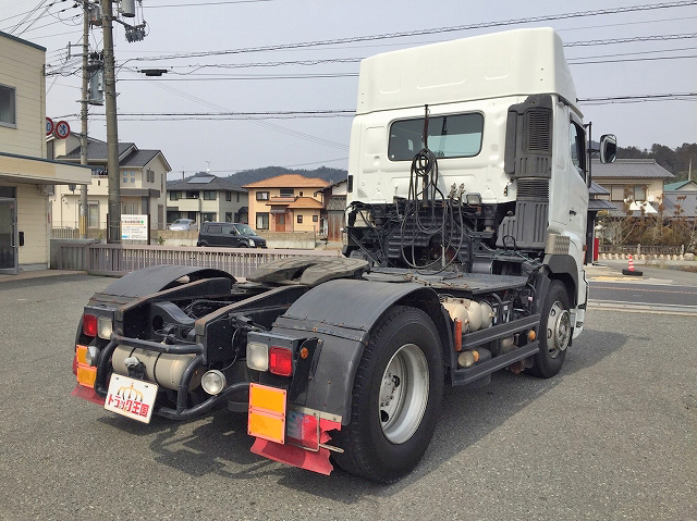 日野プロフィアトレーラーヘッド（トラクターヘッド）大型（10t）[写真02]