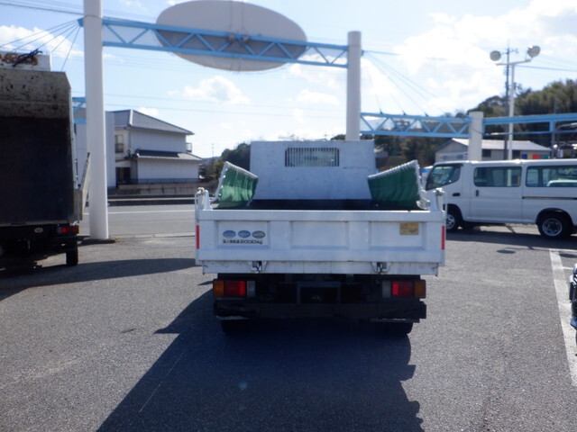 いすゞエルフダンプ小型（2t・3t）[写真11]