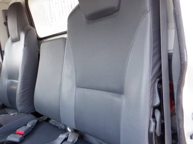 いすゞエルフダンプ小型（2t・3t）[写真28]