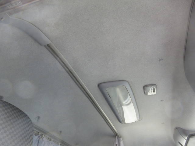 いすゞフォワード冷凍車（冷蔵車）中型（4t）[写真11]