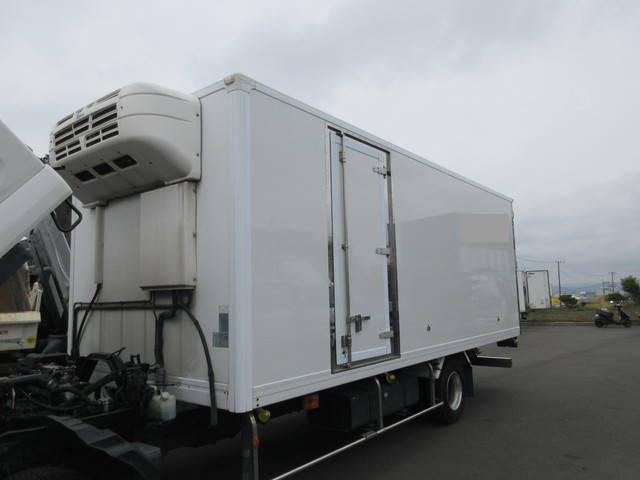 いすゞフォワード冷凍車（冷蔵車）中型（4t）[写真22]