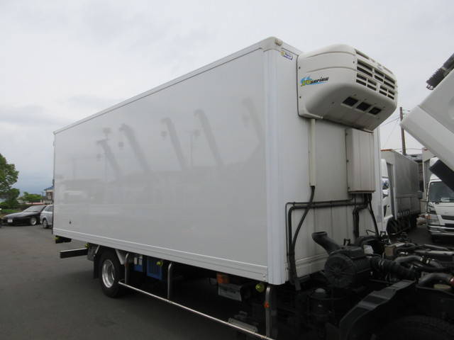 いすゞフォワード冷凍車（冷蔵車）中型（4t）[写真24]