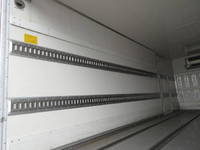 いすゞフォワード冷凍車（冷蔵車）中型（4t）[写真28]