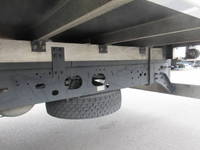 いすゞフォワード冷凍車（冷蔵車）中型（4t）[写真08]