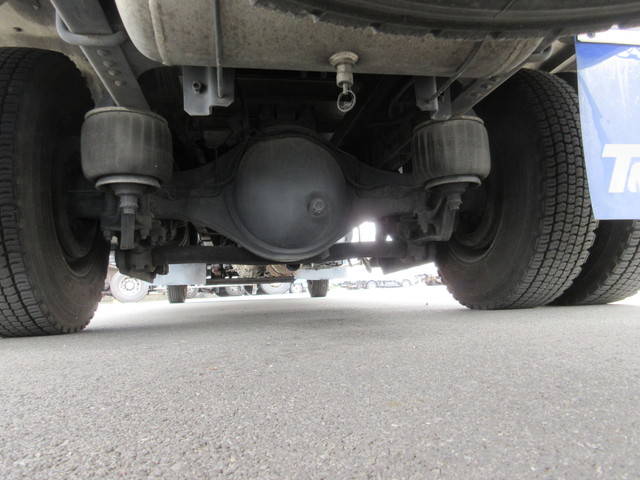 いすゞフォワード冷凍車（冷蔵車）中型（4t）[写真08]