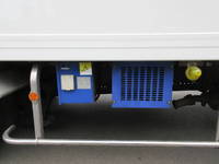 いすゞフォワード冷凍車（冷蔵車）中型（4t）[写真10]