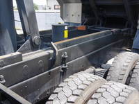 UDトラックスクオン深ダンプ（土砂禁ダンプ）大型（10t）[写真16]