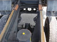 UDトラックスクオン深ダンプ（土砂禁ダンプ）大型（10t）[写真18]