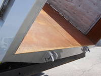 UDトラックスクオン深ダンプ（土砂禁ダンプ）大型（10t）[写真10]