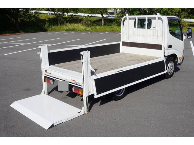 トヨタその他の車種平ボディ小型（2t・3t）[写真03]