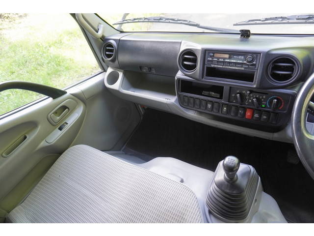 トヨタその他の車種平ボディ小型（2t・3t）[写真36]