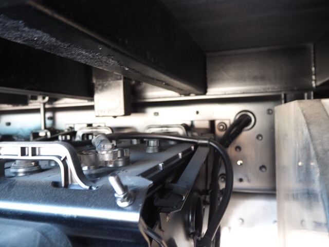 三菱ふそうスーパーグレートアルミブロック大型（10t）[写真13]