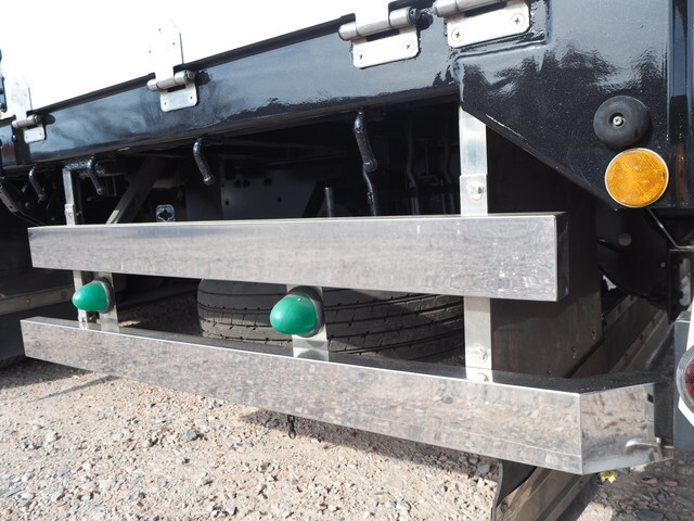 三菱ふそうスーパーグレートアルミブロック大型（10t）[写真19]