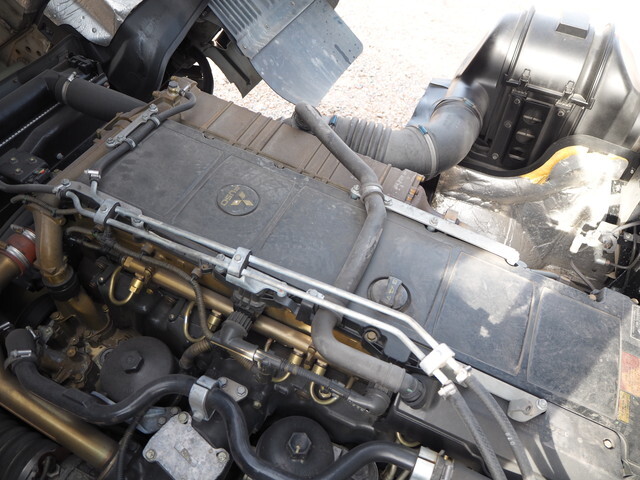 三菱ふそうスーパーグレートアルミブロック大型（10t）[写真30]