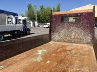 三菱ふそうキャンターダンプ小型（2t・3t）[写真13]