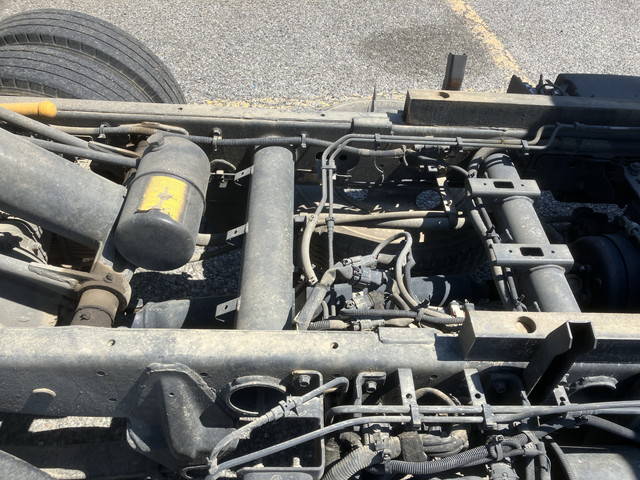 三菱ふそうキャンターダンプ小型（2t・3t）[写真20]