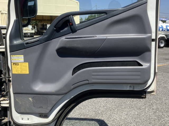 三菱ふそうキャンターダンプ小型（2t・3t）[写真31]