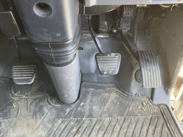 三菱ふそうキャンターダンプ小型（2t・3t）[写真36]