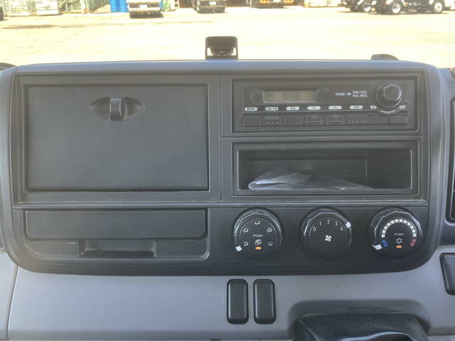 三菱ふそうキャンターダンプ小型（2t・3t）[写真38]