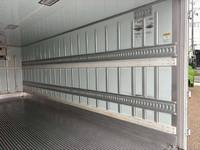 日野レンジャー冷凍車（冷蔵車）中型（4t）[写真10]