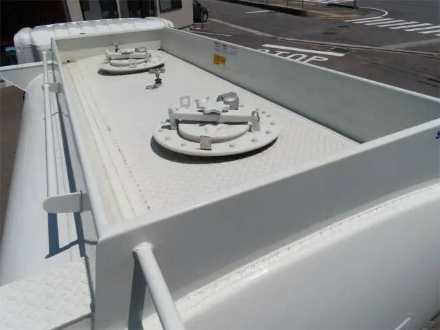 日野デュトロタンク車（タンクローリー）小型（2t・3t）[写真22]