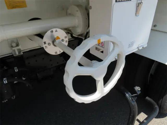 日野デュトロタンク車（タンクローリー）小型（2t・3t）[写真26]