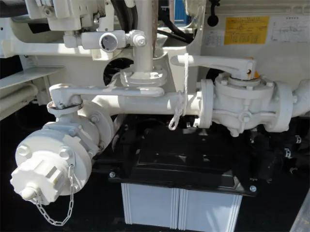 日野デュトロタンク車（タンクローリー）小型（2t・3t）[写真28]