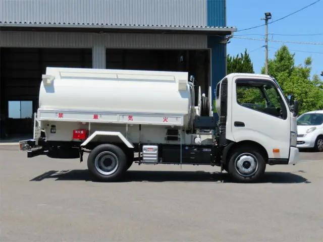 日野デュトロタンク車（タンクローリー）小型（2t・3t）[写真04]