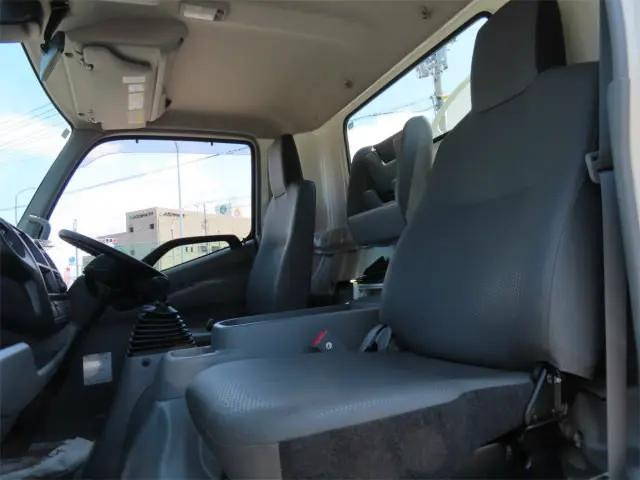 日野デュトロタンク車（タンクローリー）小型（2t・3t）[写真09]