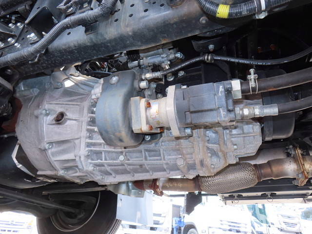 いすゞフォワードキャリアカー中型（4t）[写真16]