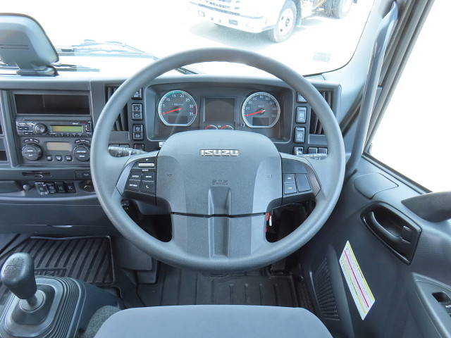 いすゞフォワードキャリアカー中型（4t）[写真27]