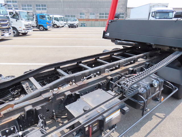 いすゞフォワードキャリアカー中型（4t）[写真32]