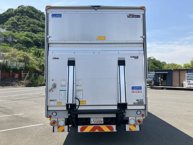 いすゞフォワードアルミウイング中型（4t）[写真10]