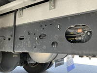 いすゞフォワードアルミウイング中型（4t）[写真24]