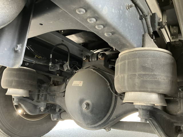 いすゞフォワードアルミウイング中型（4t）[写真25]