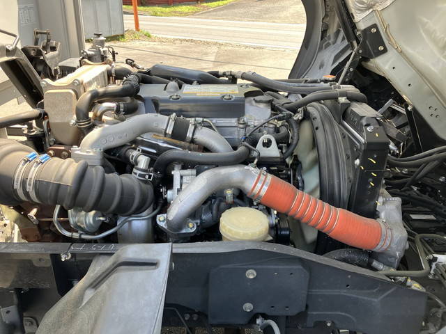 いすゞフォワードアルミウイング中型（4t）[写真29]